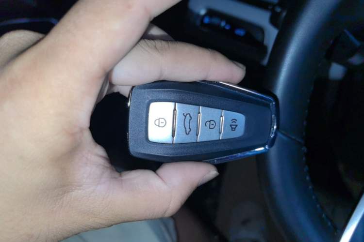 Used Geely Auto Emgrand 2023 4th Generation Champion Edition 1.5L CVT Flagship Model Interior 1