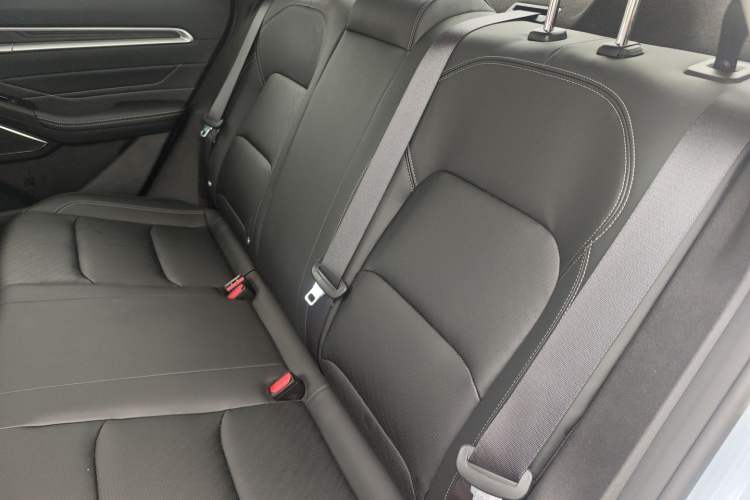 Used Geely Auto Emgrand 2023 4th Generation Champion Edition 1.5L CVT Prestige Model Interior 1