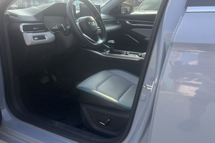 Used Geely Auto Emgrand 2023 4th Generation Champion Edition 1.5L CVT Flagship Model Interior 2