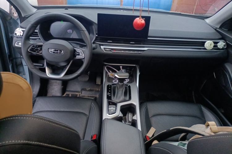Used Geely Auto Emgrand 2023 4th Generation Champion Edition 1.5L CVT Prestige Model Interior 2