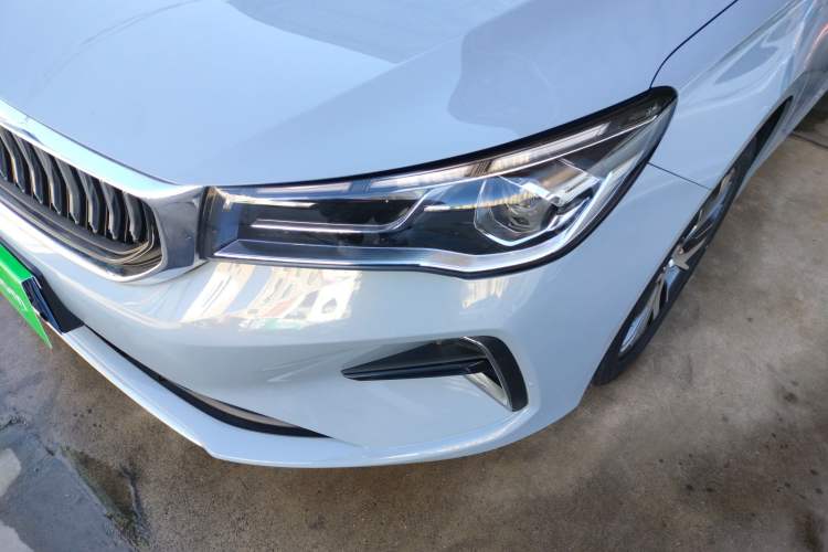 Used Geely Auto Emgrand 2023 4th Generation Champion Edition 1.5L CVT Luxury Model Left Front Headlight