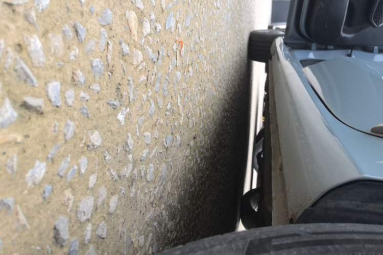 Used Geely Auto Emgrand 2023 4th Generation Champion Edition 1.5L CVT Prestige Model Left Side Sill