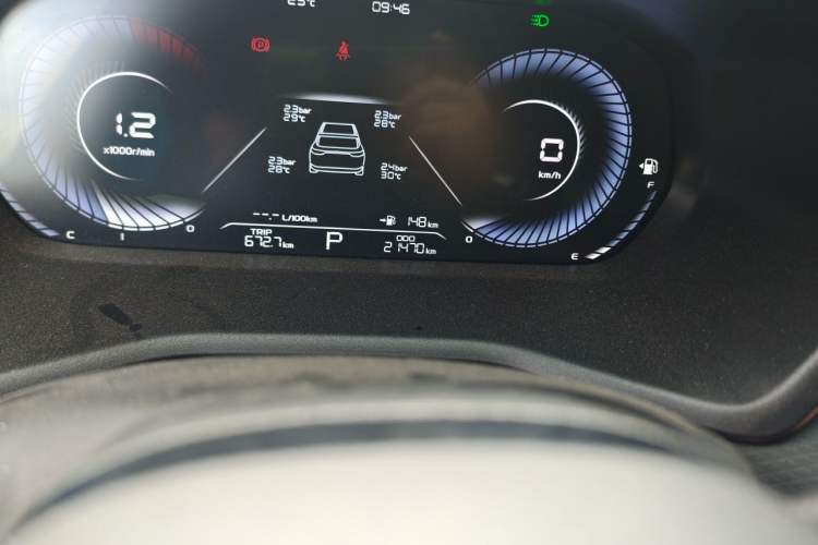 Used Geely Auto Emgrand 2023 4th Generation Champion Edition 1.5L CVT Luxury Model Odometer Close Up