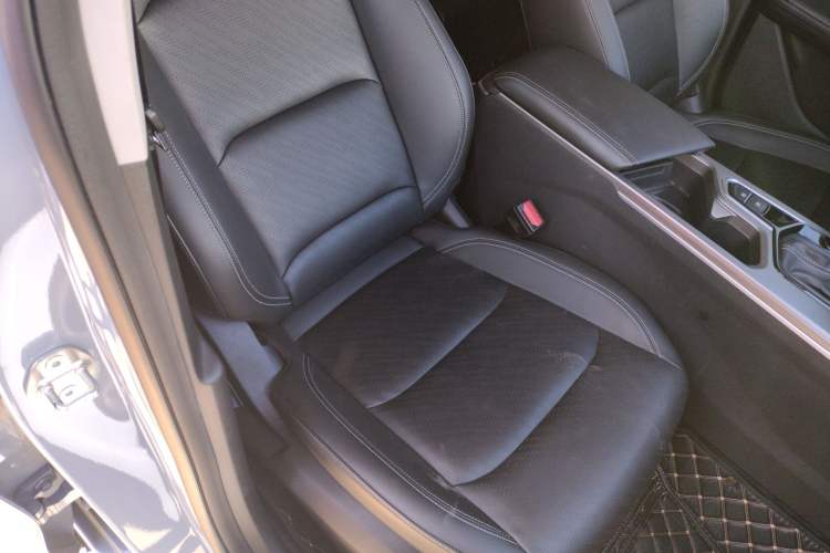 Used Geely Auto Emgrand 2023 4th Generation Champion Edition 1.5L CVT Luxury Model Right Front Seat