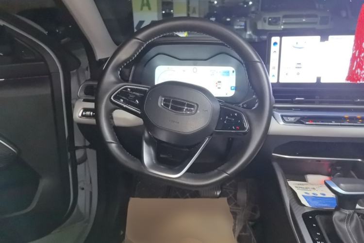 Used Geely Auto Emgrand 2023 4th Generation Champion Edition 1.5L CVT Flagship Model Steering Wheel