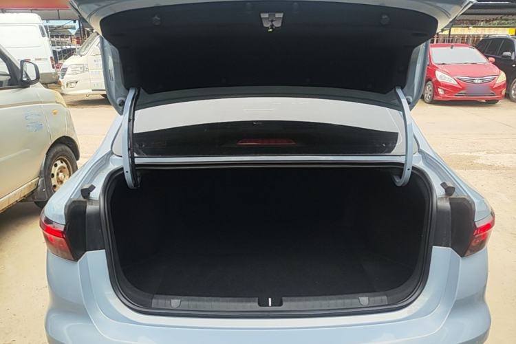Used Geely Auto Emgrand 2023 4th Generation Champion Edition 1.5L CVT Luxury Model Trunk