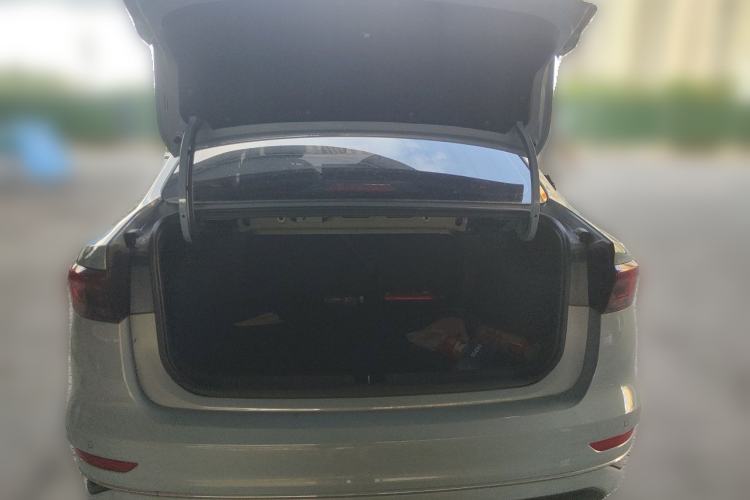 Used Geely Auto Emgrand 2023 4th Generation Champion Edition 1.5L CVT Prestige Model Trunk