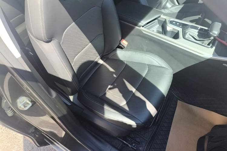 Used Geely Auto Emgrand 2023 4th Generation Champion Edition 1.5L CVT Luxury Model Right Front Seat