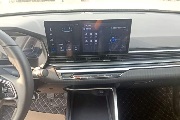 Used Geely Auto Emgrand 2023 4th Generation Champion Edition 1.5L Manual Luxury Model Audio And AC Panel