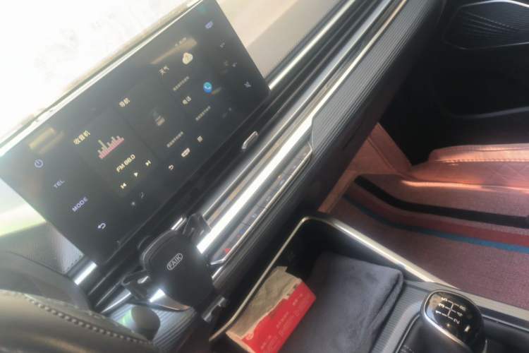 Used Geely Auto Emgrand 2023 4th Generation Champion Edition 1.5L Manual Luxury Model Audio And AC Panel