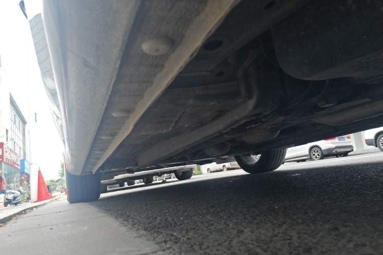 Used Geely Auto Emgrand 2023 4th Generation Champion Edition 1.5L CVT Prestige Model Chassis Rear Left