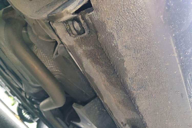 Used Geely Auto Emgrand 2023 4th Generation Champion Edition 1.5L CVT Prestige Model Chassis Rear Right