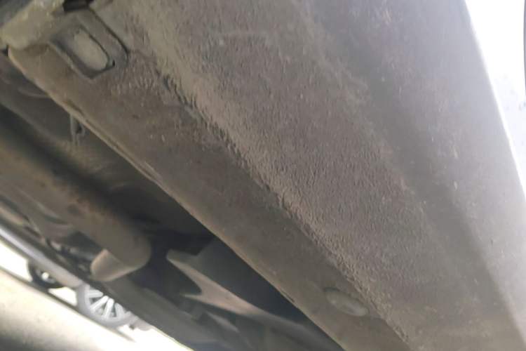 Used Geely Auto Emgrand 2023 4th Generation Champion Edition 1.5L CVT Prestige Model Chassis Rear Right