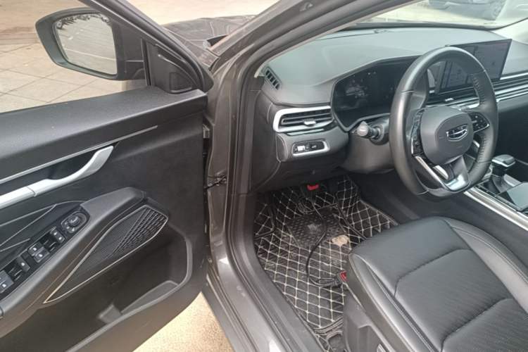 Used Geely Auto Emgrand 2023 4th Generation Champion Edition 1.5L CVT Luxury Model Driver Seat