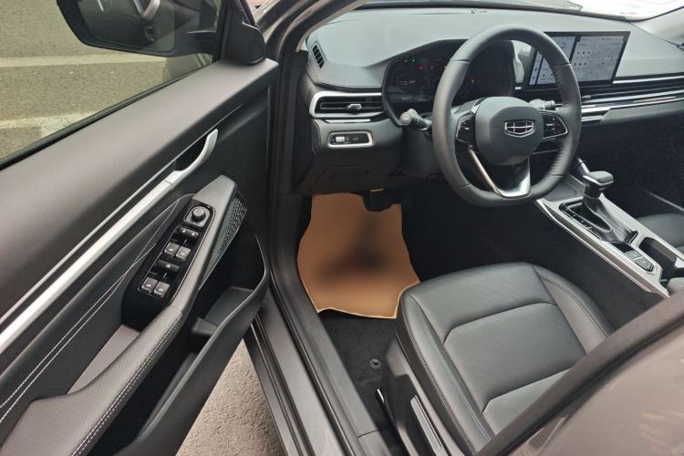 Used Geely Auto Emgrand 2023 4th Generation Champion Edition 1.5L CVT Prestige Model Driver Seat