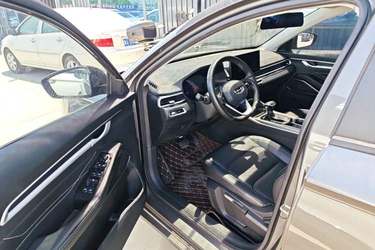 Used Geely Auto Emgrand 2023 4th Generation Champion Edition 1.5L CVT Luxury Model Driver Seat