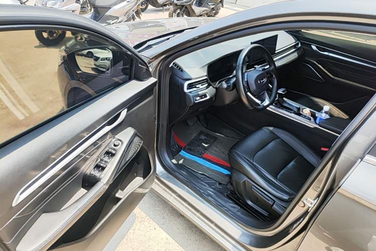 Used Geely Auto Emgrand 2023 4th Generation Champion Edition 1.5L CVT Prestige Model Driver Seat