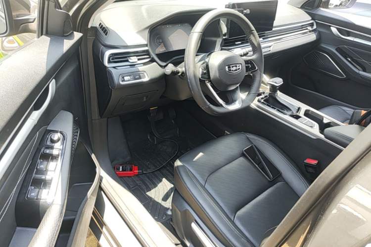 Used Geely Auto Emgrand 2023 4th Generation Champion Edition 1.5L CVT Luxury Model Driver Seat
