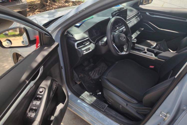 Used Geely Auto Emgrand 2023 4th Generation Champion Edition 1.5L CVT Luxury Model Driver Seat