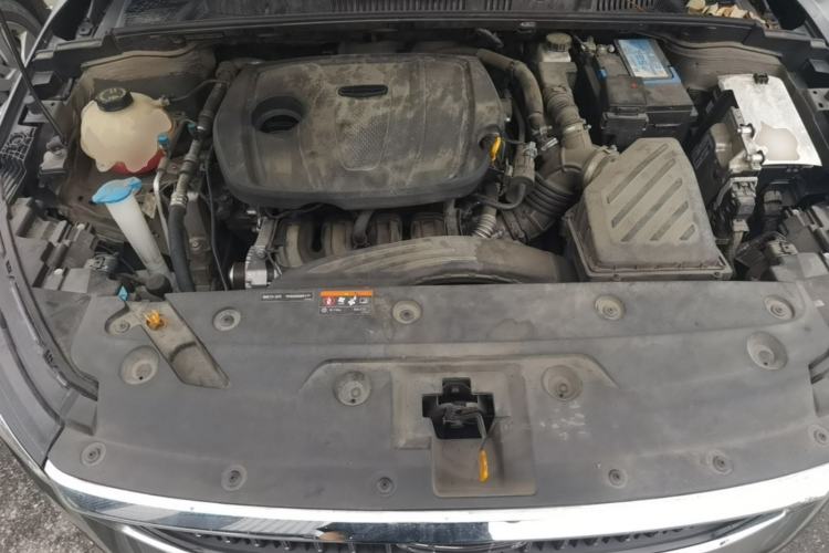 Used Geely Auto Emgrand 2023 4th Generation Champion Edition 1.5L Manual Luxury Model Engine Bay