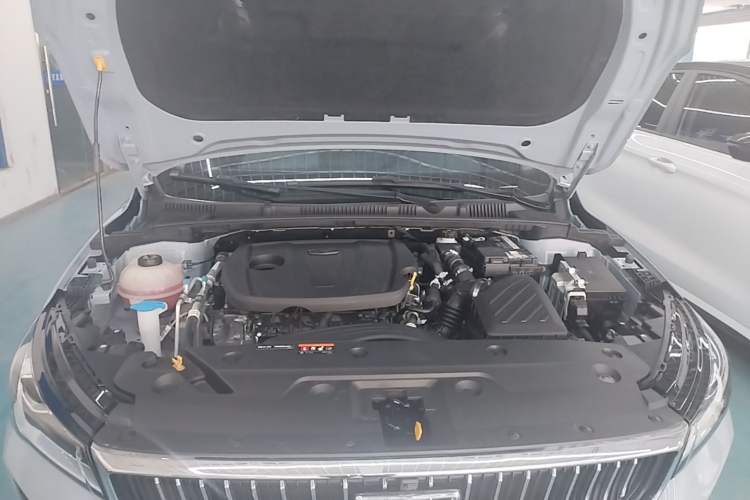 Used Geely Auto Emgrand 2023 4th Generation Champion Edition 1.5L CVT Flagship Model Engine Bay