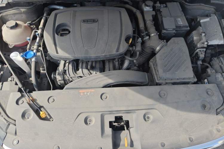 Used Geely Auto Emgrand 2023 4th Generation Champion Edition 1.5L Manual Luxury Model Engine Bay