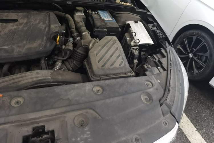 Used Geely Auto Emgrand 2023 4th Generation Champion Edition 1.5L Manual Luxury Model Engine Bay Left