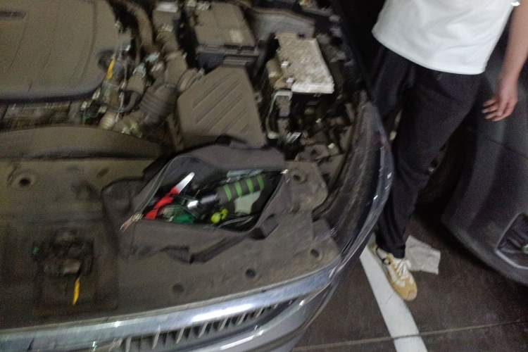 Used Geely Auto Emgrand 2023 4th Generation Champion Edition 1.5L CVT Luxury Model Engine Bay Left