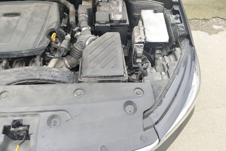 Used Geely Auto Emgrand 2023 4th Generation Champion Edition 1.5L CVT Prestige Model Engine Bay Left
