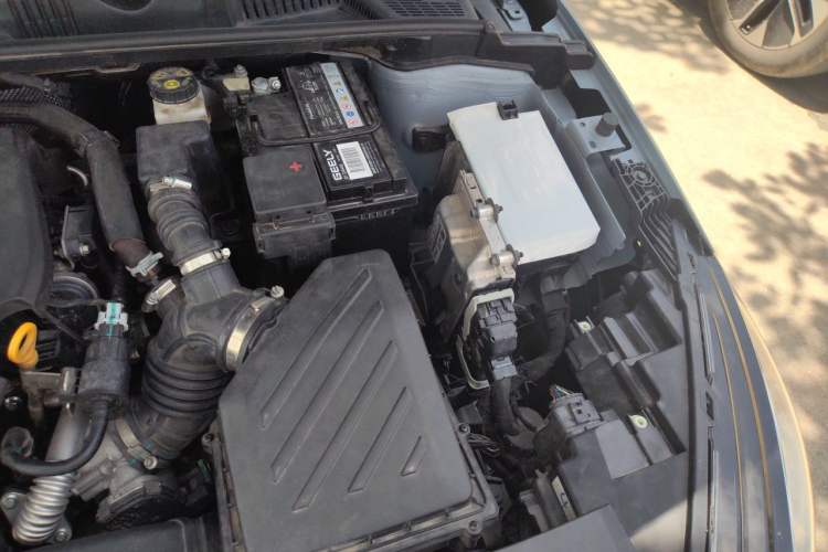 Used Geely Auto Emgrand 2023 4th Generation Champion Edition 1.5L CVT Luxury Model Engine Bay Left
