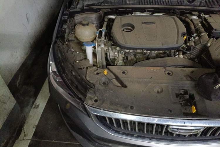 Used Geely Auto Emgrand 2023 4th Generation Champion Edition 1.5L CVT Luxury Model Engine Bay Right
