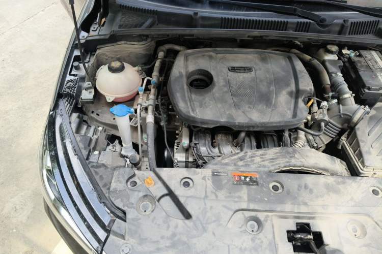 Used Geely Auto Emgrand 2023 4th Generation Champion Edition 1.5L CVT Luxury Model Engine Bay Right