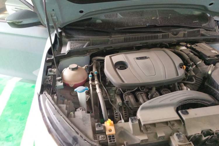 Used Geely Auto Emgrand 2023 4th Generation Champion Edition 1.5L Manual Luxury Model Engine Bay Right