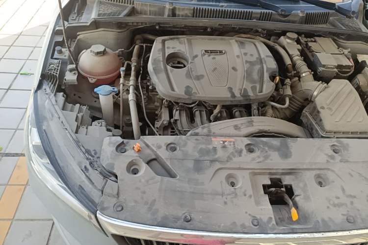 Used Geely Auto Emgrand 2023 4th Generation Champion Edition 1.5L CVT Prestige Model Engine Bay Right
