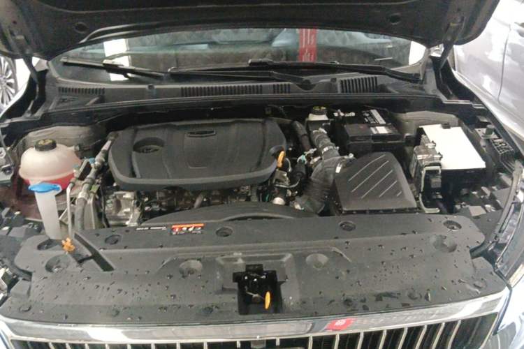 Used Geely Auto Emgrand 2023 4th Generation Champion Edition 1.5L CVT Luxury Model Engine Bay