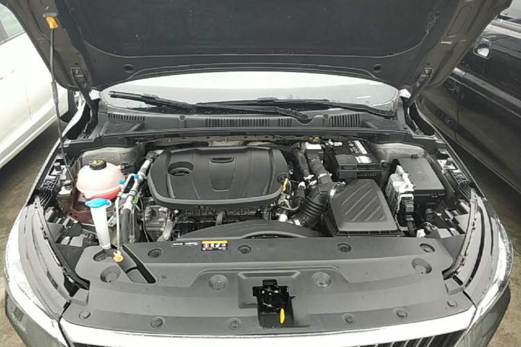 Used Geely Auto Emgrand 2023 4th Generation Champion Edition 1.5L CVT Luxury Model Engine Bay