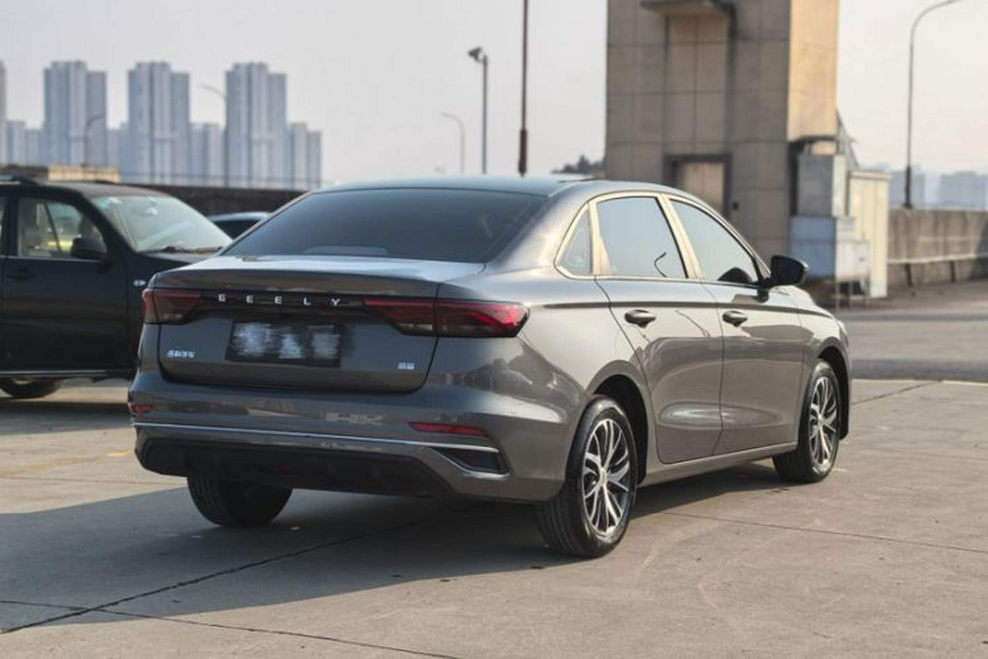 Used Geely Auto Emgrand 2023 4th Generation Champion Edition 1.5L CVT Luxury Model Exterior 1