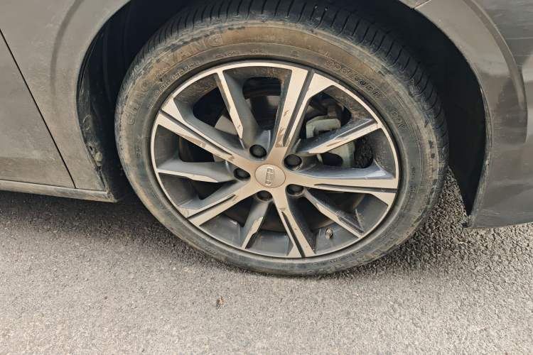 Used Geely Auto Emgrand 2023 4th Generation Champion Edition 1.5L CVT Prestige Model Exterior 1