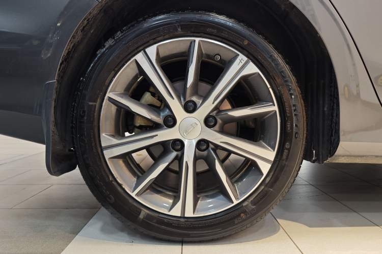 Used Geely Auto Emgrand 2023 4th Generation Champion Edition 1.5L CVT Prestige Model Exterior 1
