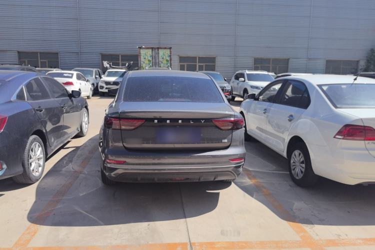 Used Geely Auto Emgrand 2023 4th Generation Champion Edition 1.5L CVT Luxury Model Exterior 2