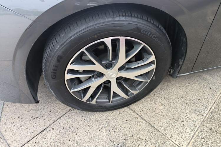 Used Geely Auto Emgrand 2023 4th Generation Champion Edition 1.5L CVT Luxury Model Exterior 2