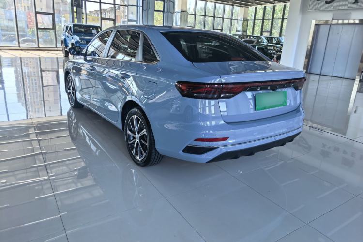 Used Geely Auto Emgrand 2023 4th Generation Champion Edition 1.5L CVT Prestige Model Exterior 3
