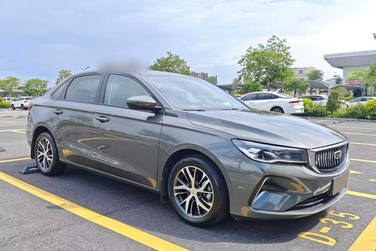 Used Geely Auto Emgrand 2023 4th Generation Champion Edition 1.5L CVT Luxury Model Exterior 3