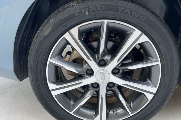 Used Geely Auto Emgrand 2023 4th Generation Champion Edition 1.5L CVT Flagship Model Exterior 4