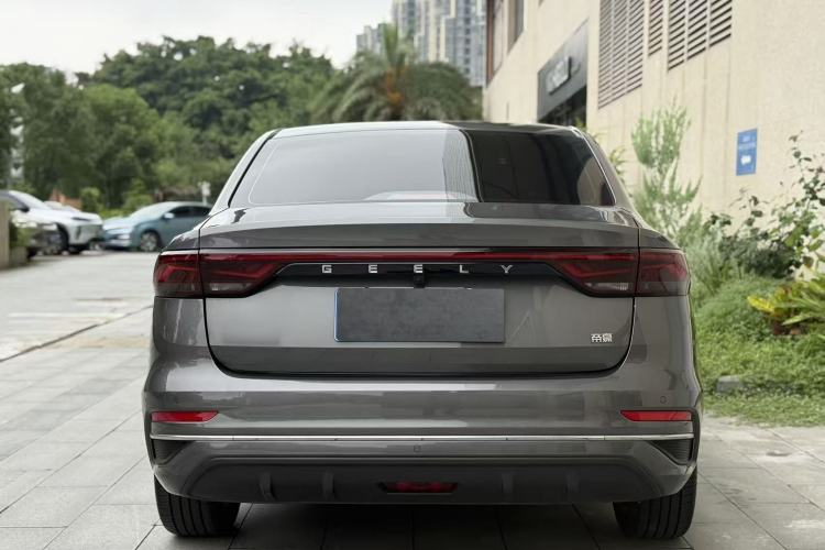Used Geely Auto Emgrand 2023 4th Generation Champion Edition 1.5L CVT Prestige Model Exterior 5