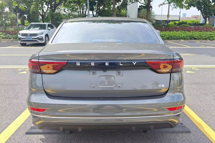 Used Geely Auto Emgrand 2023 4th Generation Champion Edition 1.5L CVT Luxury Model Exterior 5