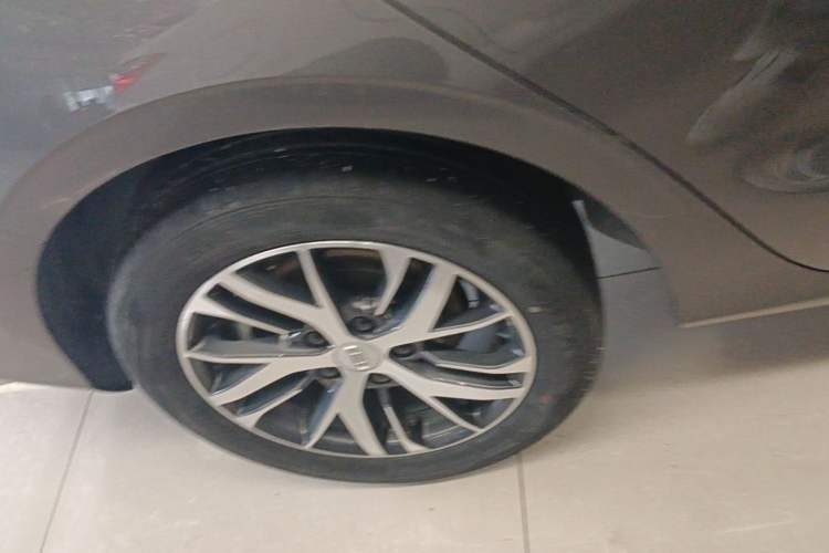 Used Geely Auto Emgrand 2023 4th Generation Champion Edition 1.5L CVT Luxury Model Exterior 5