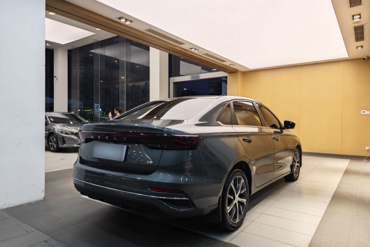 Used Geely Auto Emgrand 2023 4th Generation Champion Edition 1.5L CVT Prestige Model Exterior 5