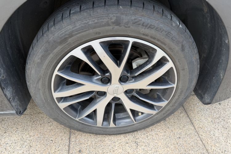 Used Geely Auto Emgrand 2023 4th Generation Champion Edition 1.5L CVT Luxury Model Exterior 6