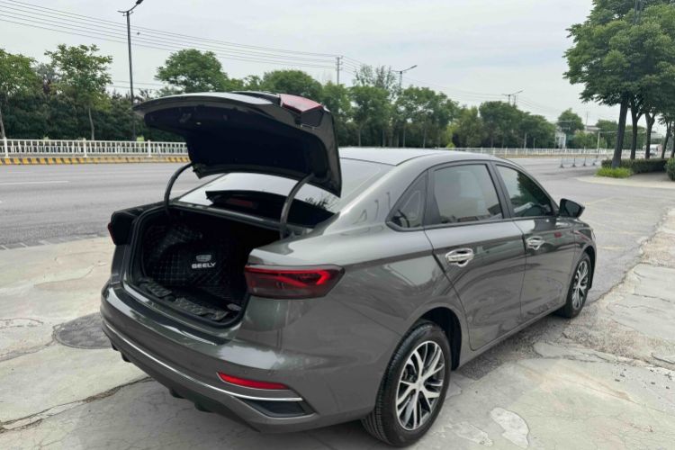 Used Geely Auto Emgrand 2023 4th Generation Champion Edition 1.5L CVT Luxury Model Exterior 9